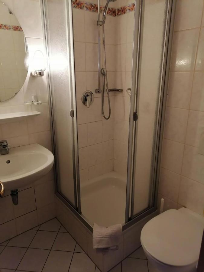 Gasthof Zur Post Schonstett Экстерьер фото